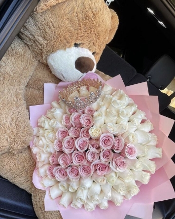 Pembe-Beyaz Güller & Teddy Bear