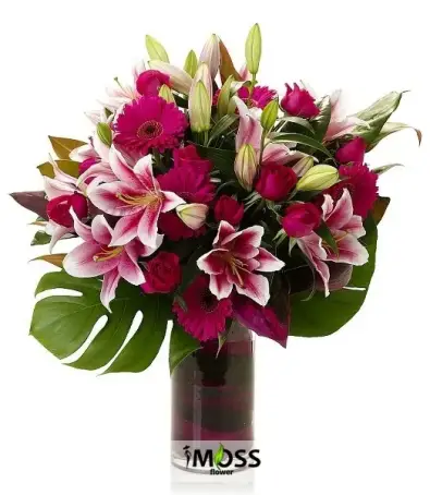 Pembe Lilyumlar Cam Vazo Aranjmanı