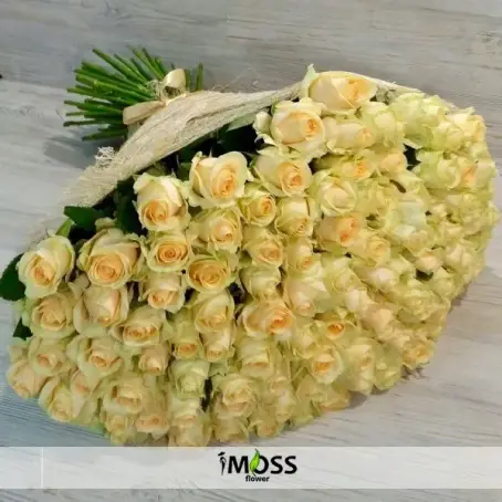 71 ADET BEYAZ GUL BUKETİ