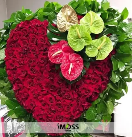 ÖZEL GÜLLERDEN KALP CENAZE ÇELENGİ