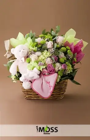 Sepette Pembe Bebek Aranjmanı