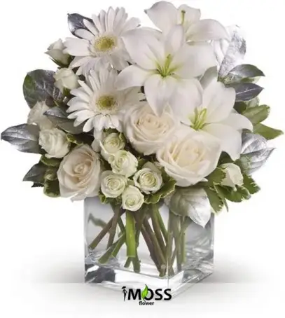 Beyaz Çiçeklerden Aranjman